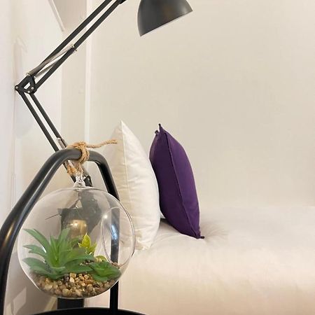 Central Located Two Bedroom Suite Бристол Екстериор снимка