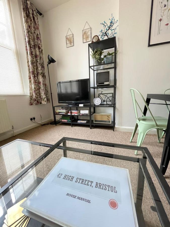 Central Located Two Bedroom Suite Бристол Екстериор снимка