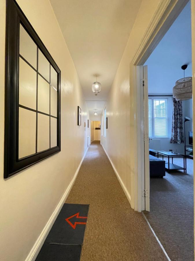 Central Located Two Bedroom Suite Бристол Екстериор снимка