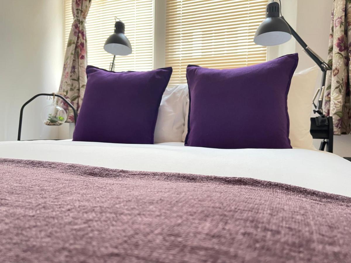 Central Located Two Bedroom Suite Бристол Екстериор снимка