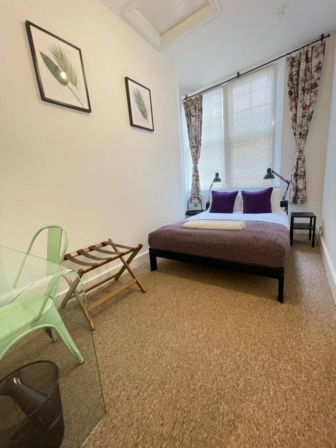 Central Located Two Bedroom Suite Бристол Екстериор снимка